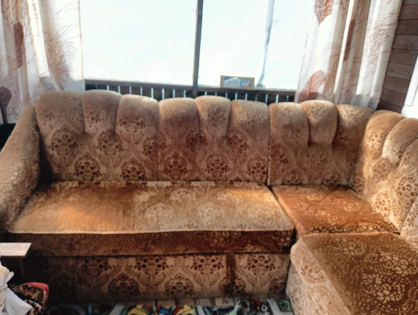 Угловой диван